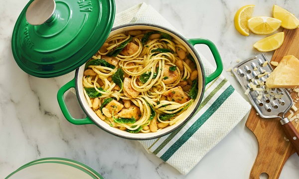 One Pot Lemon Linguine with Chicken and Kale